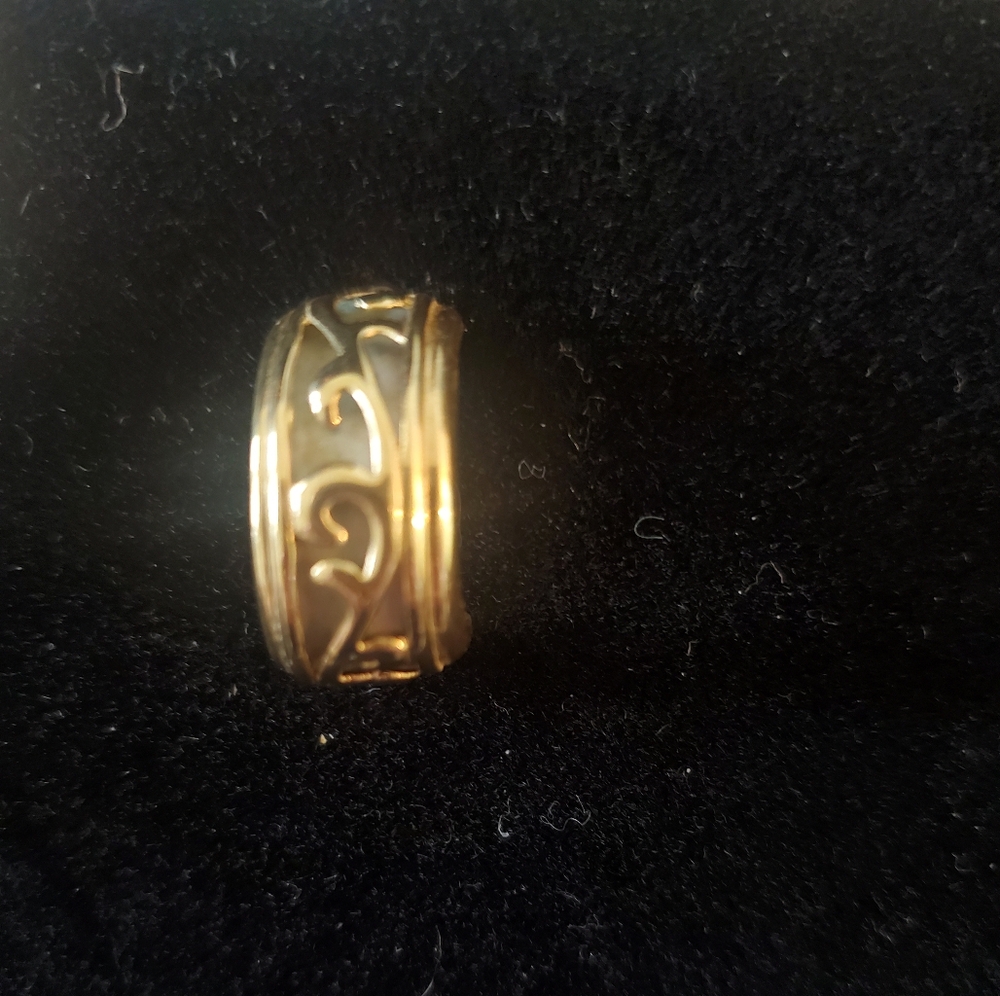 Gold toned pierced hoop scrollwork earrings, (Silver .925)
